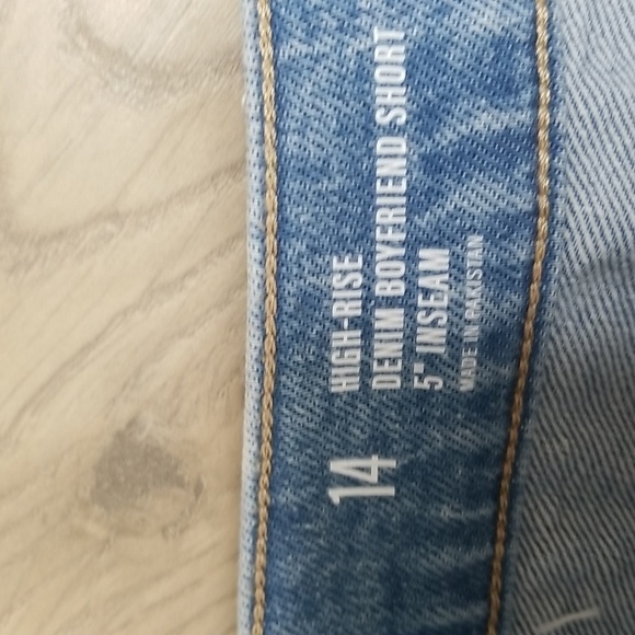 a.n.a. High rise Boyfriend short 5 in inseam NWT - Picture 3 of 5